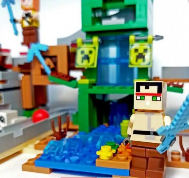 Конструктор Minecraft Шахта Кріпера (451 деталь), блоки, що світяться (LB313) LB313 фото
