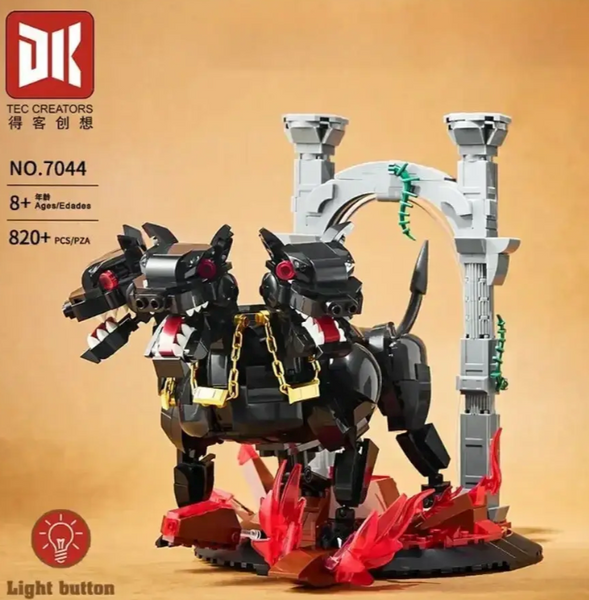 Конструктор 820 деталей DK Hellhound Light &mdash; Цербер Триголовий Пекельний Пес зі світлом Рухомі деталі (7044) 7044 фото