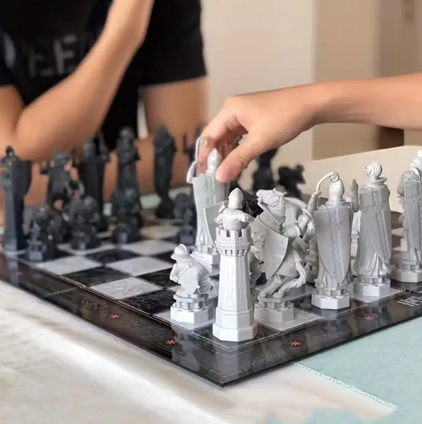 Шахи Гаррі Потер Шахмати Harry Potter Wizard Chess Set &mdash; в кейсі chess03491-01 фото