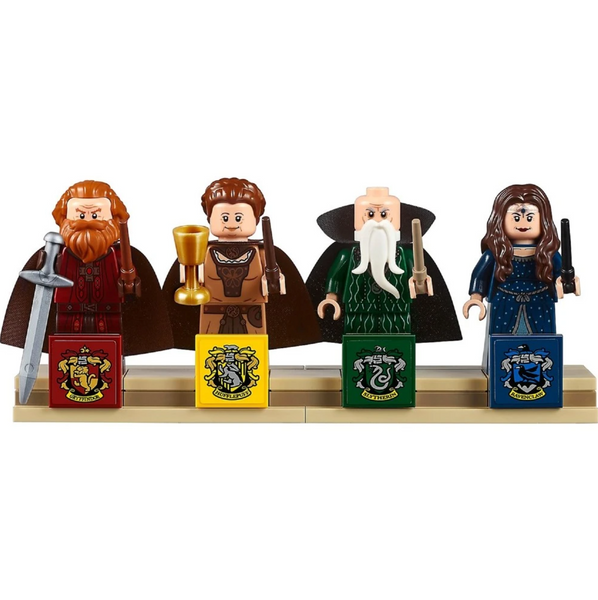 Конструктор Гарри Потер Harry Potter Hogwarts Castle Замок Хогвартс 6020 деталей 70068-01 фото