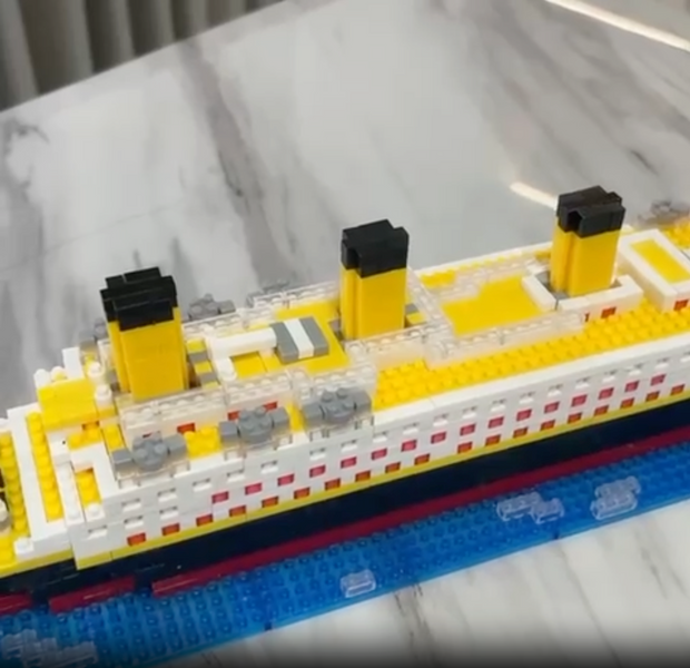 Конструктор Титанік Айсбер Titanic Passenger Liner &ndash; Легендарний лайнер 1860 дет. 3363-1 фото