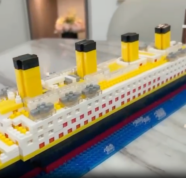 Конструктор Титанік Айсбер Titanic Passenger Liner &ndash; Легендарний лайнер 1860 дет. 3363-1 фото